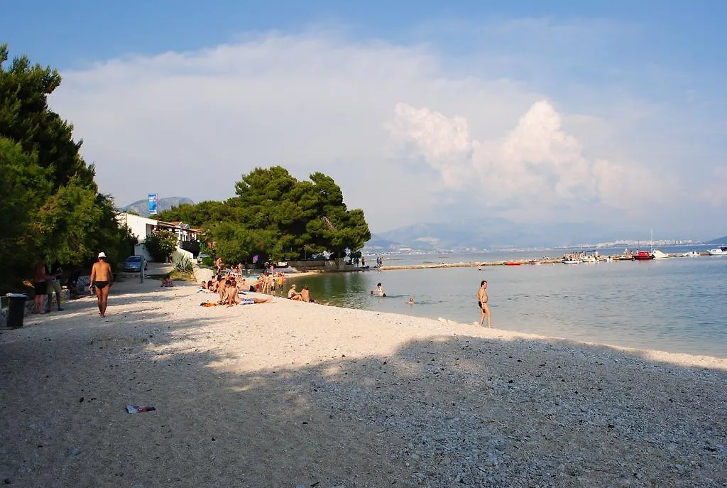 Apartments Kairos - Bili 9 Kaštela