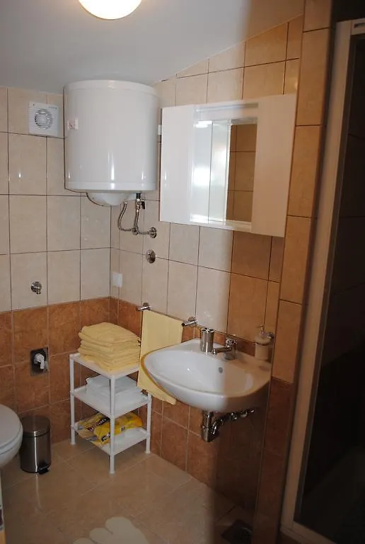 Apartments Kairos - Bili 9 Kaštela
